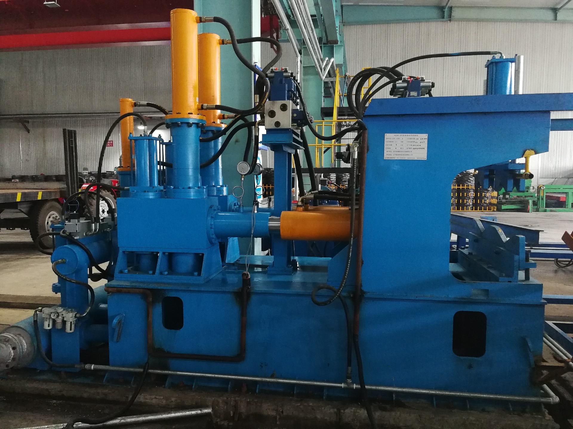 Pipe pressure testing machine