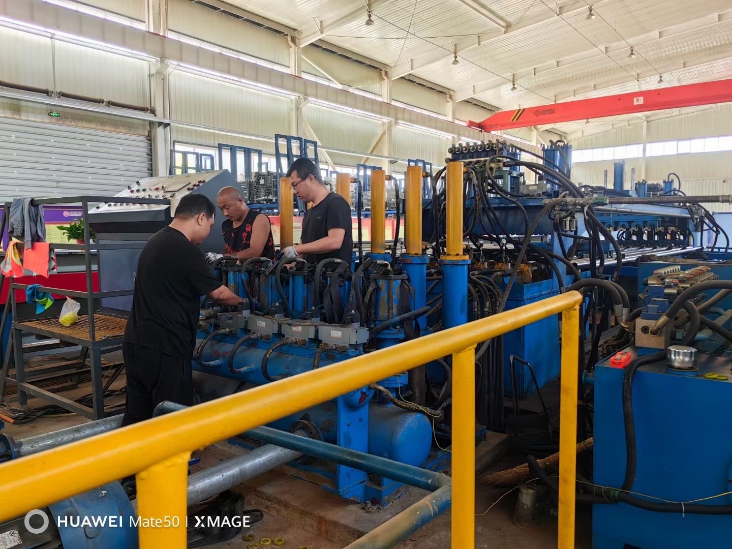 Pipe pressure testing machine